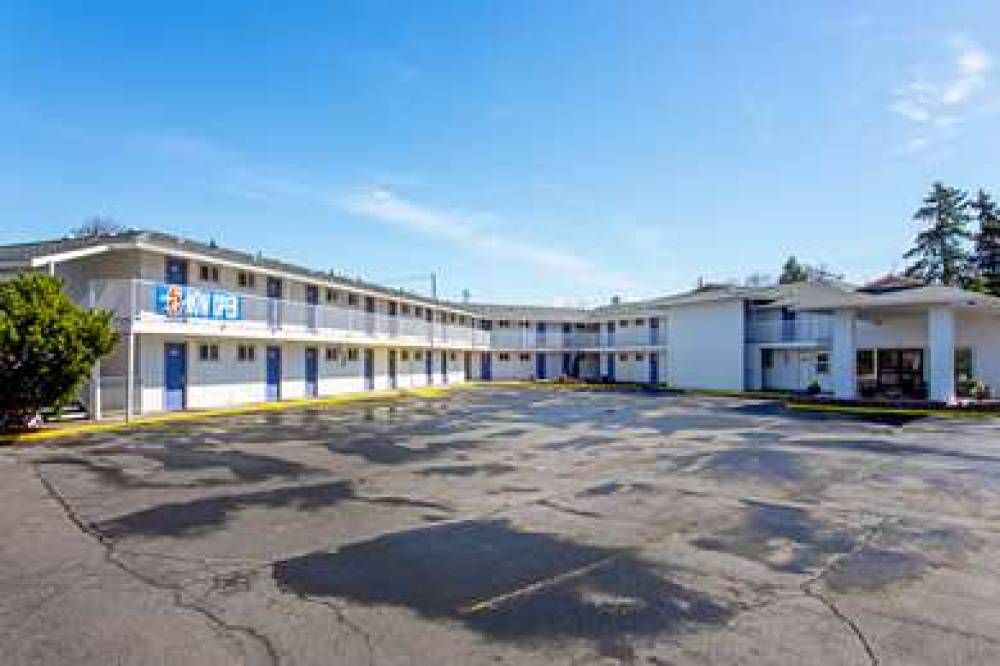 MOTEL 6 PENDLETON, OR - WEST 1