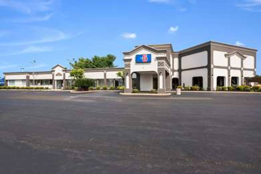 Motel 6 Philadelphia Northeast