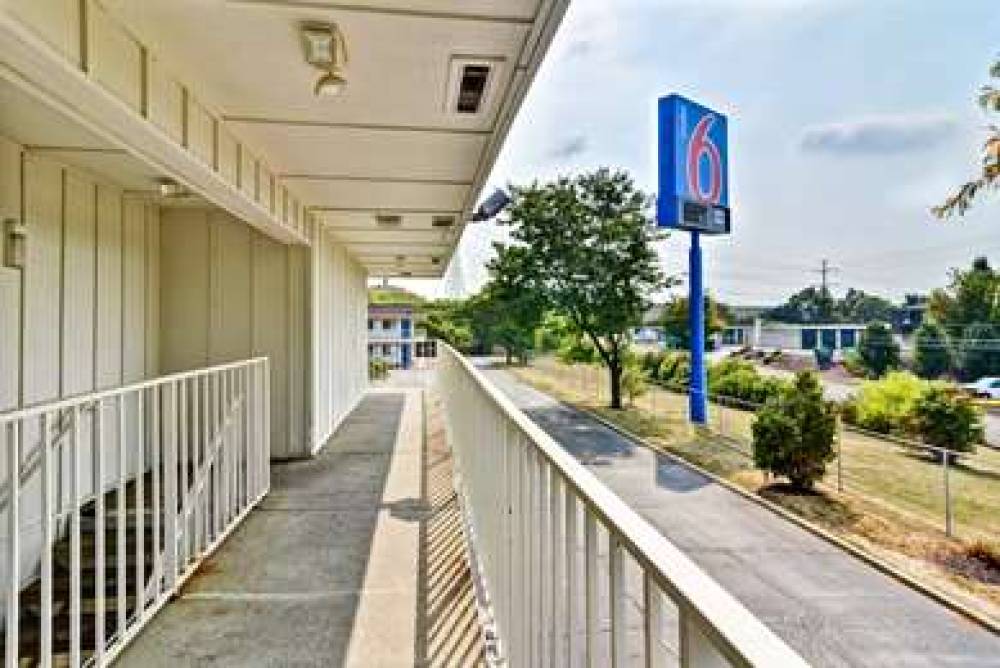 Motel 6 Pittsburgh - Crafton 5