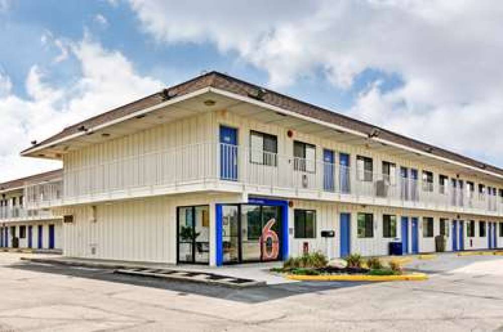 Motel 6 Pittsburgh - Crafton 1