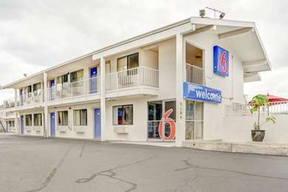 Motel 6 Portland Central 3