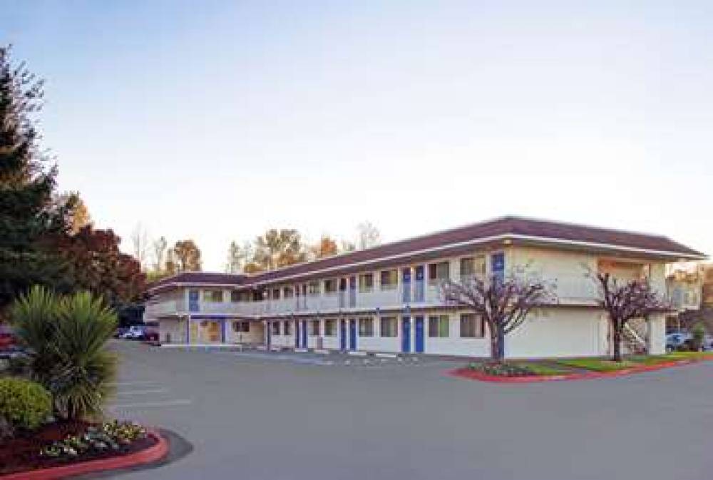 Motel 6 Portland East - Troutdale 1