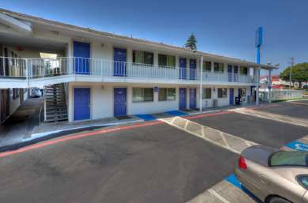 Motel 6 Portland South-Lake Oswego 4