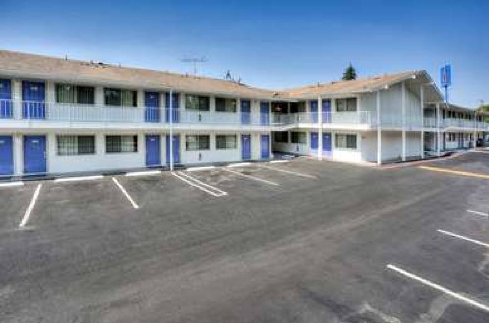 Motel 6 Portland South-Lake Oswego 1