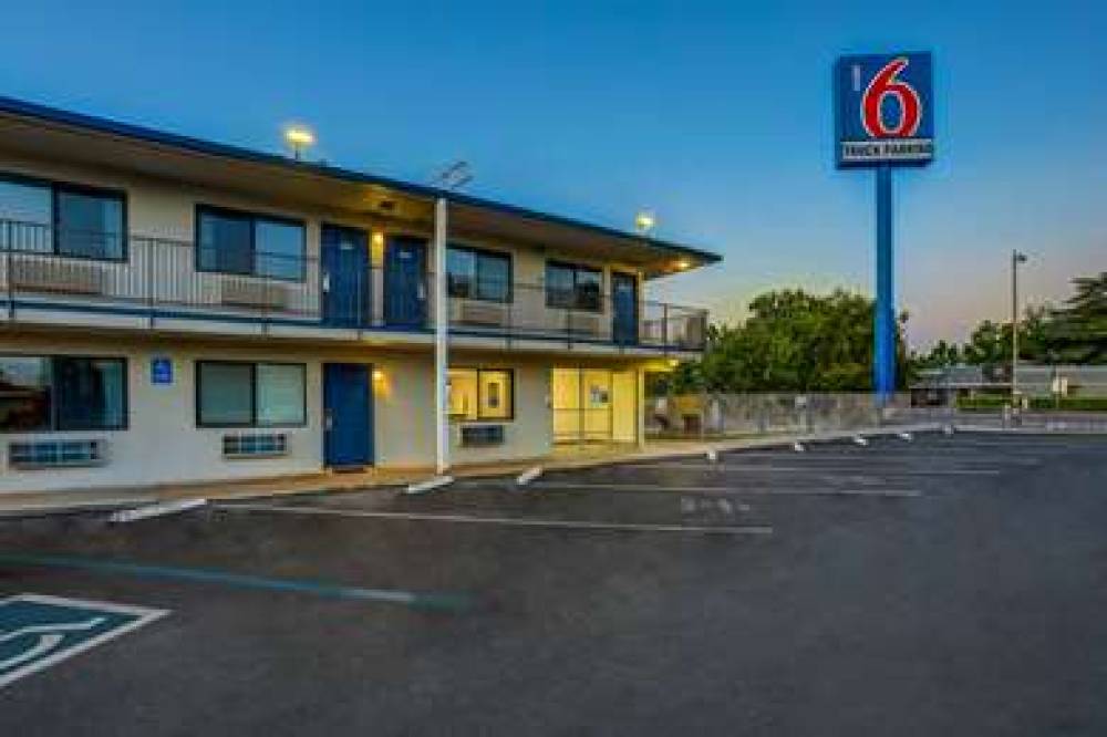 Motel 6 Red Bluff 2