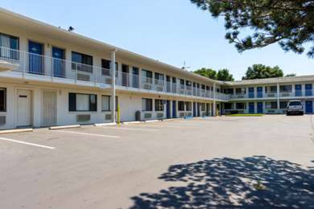 MOTEL 6 REDDING CENTRAL 7