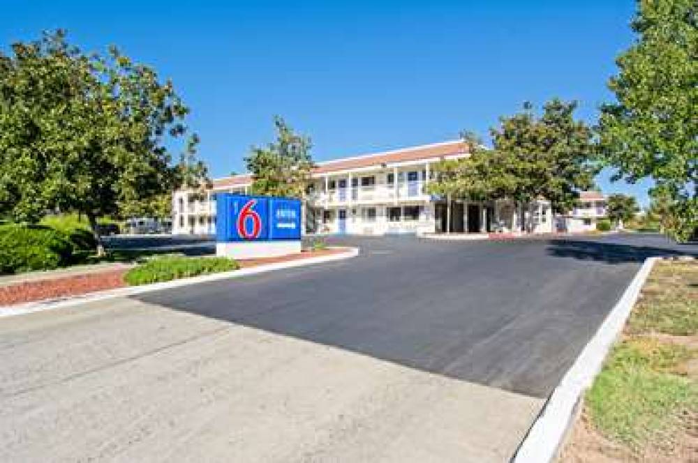 Motel 6 Redding South 4