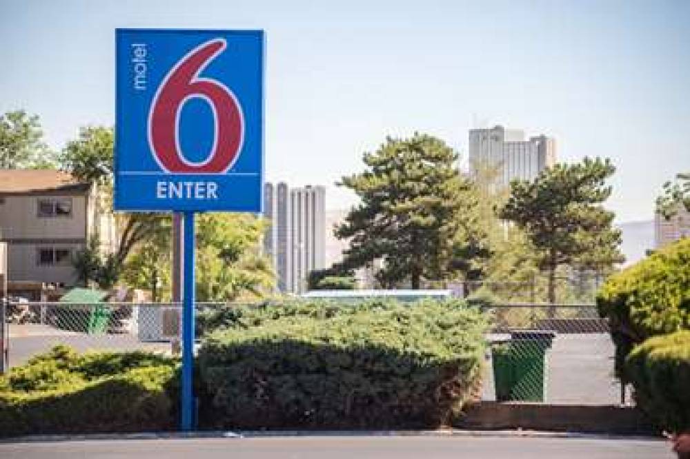 Motel 6 Reno West 4