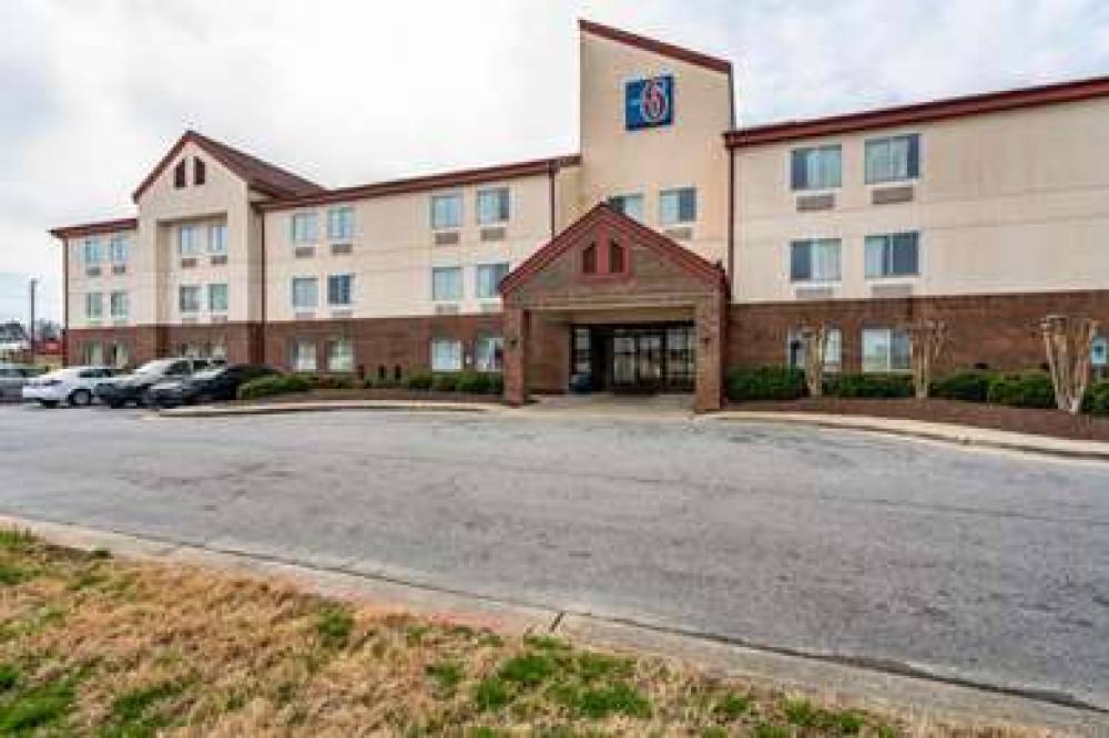 Motel 6 Rocky Mount 3