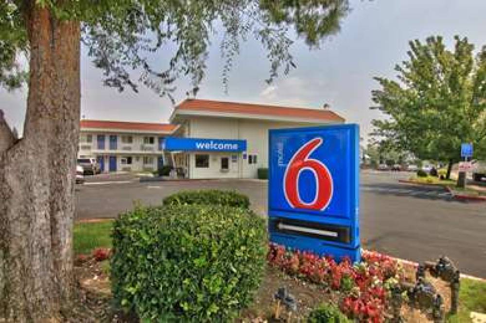 Motel 6 Sacramento North 3