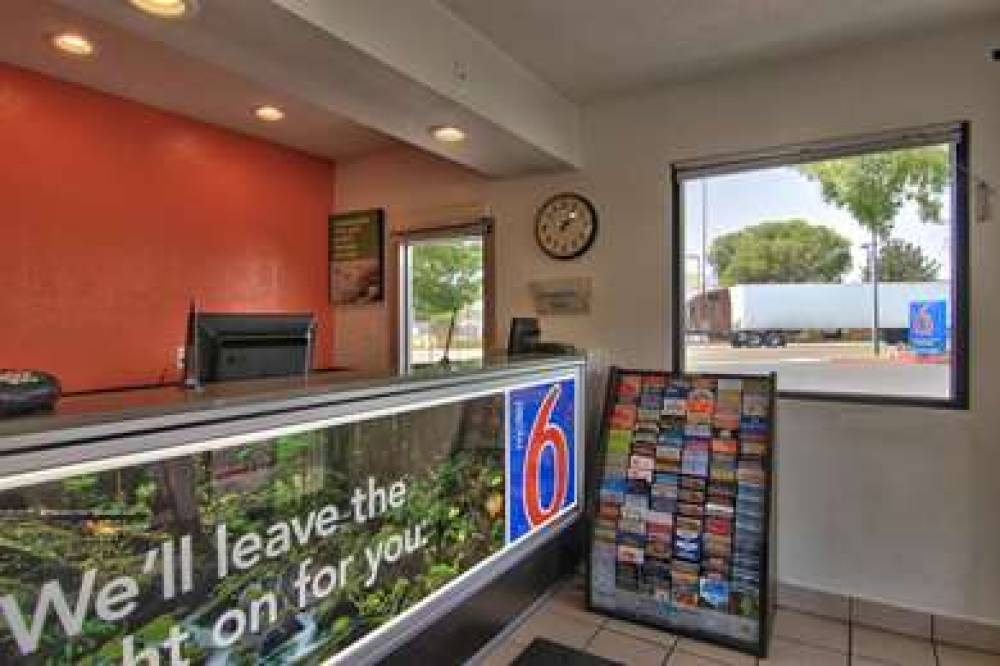 Motel 6 Sacramento North 4