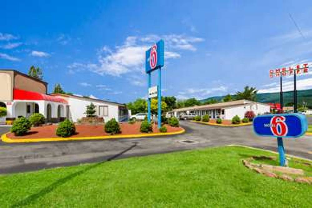 MOTEL 6 SALEM, VA 6