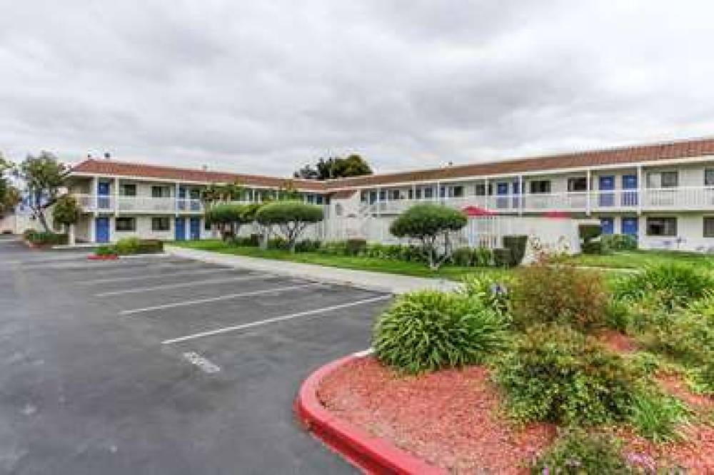 Motel 6 Salinas North-Monterey Area 3