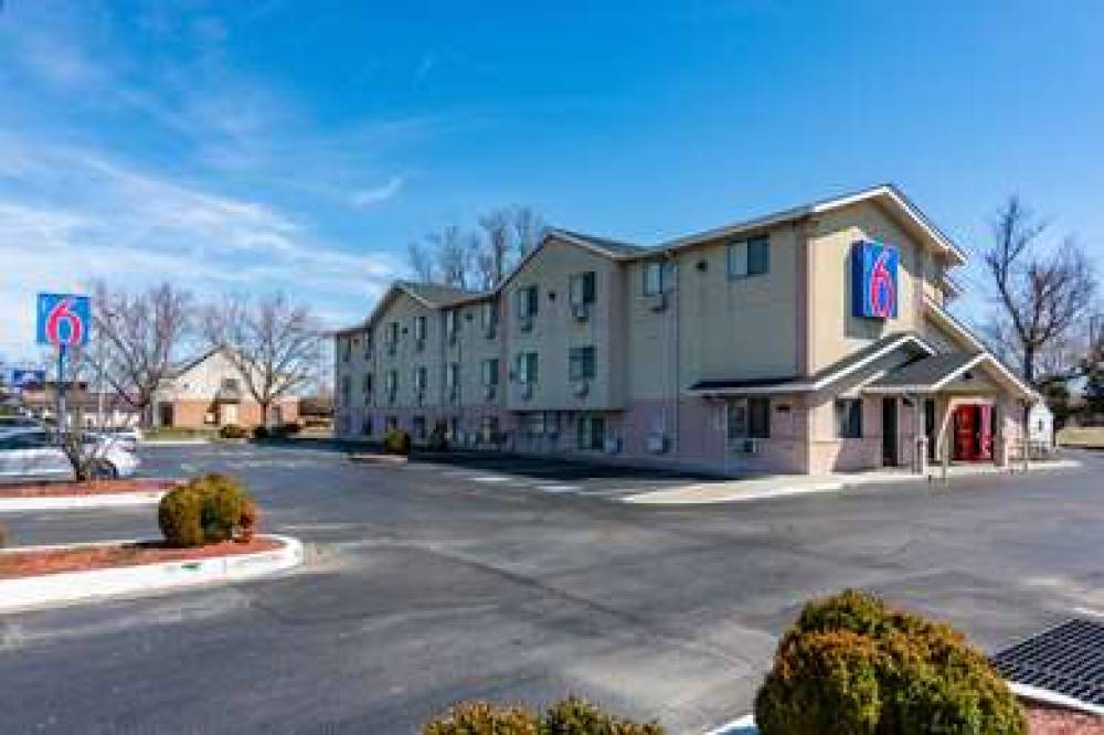 Motel 6 Salisbury 3