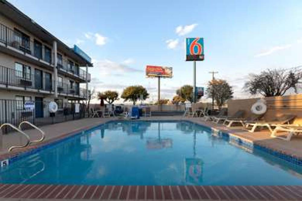 Motel 6 San Antonio West - Seaworld 6