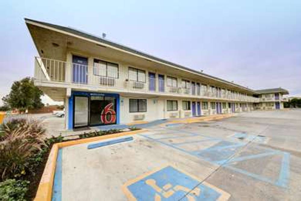 MOTEL 6 SAN MARCOS TX 1