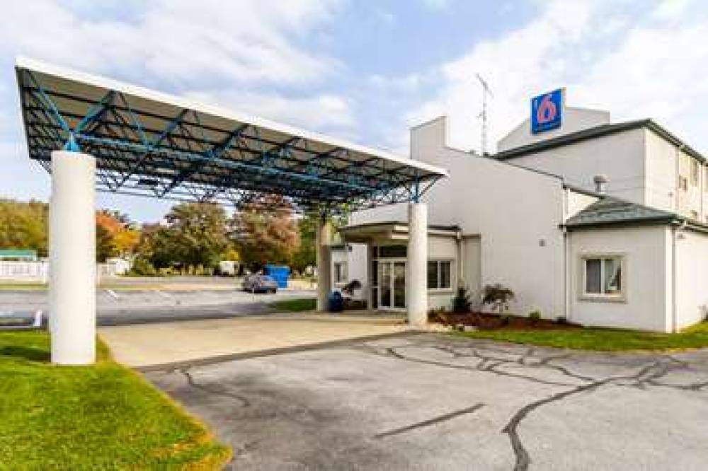 Motel 6 Sandusky - Milan 1