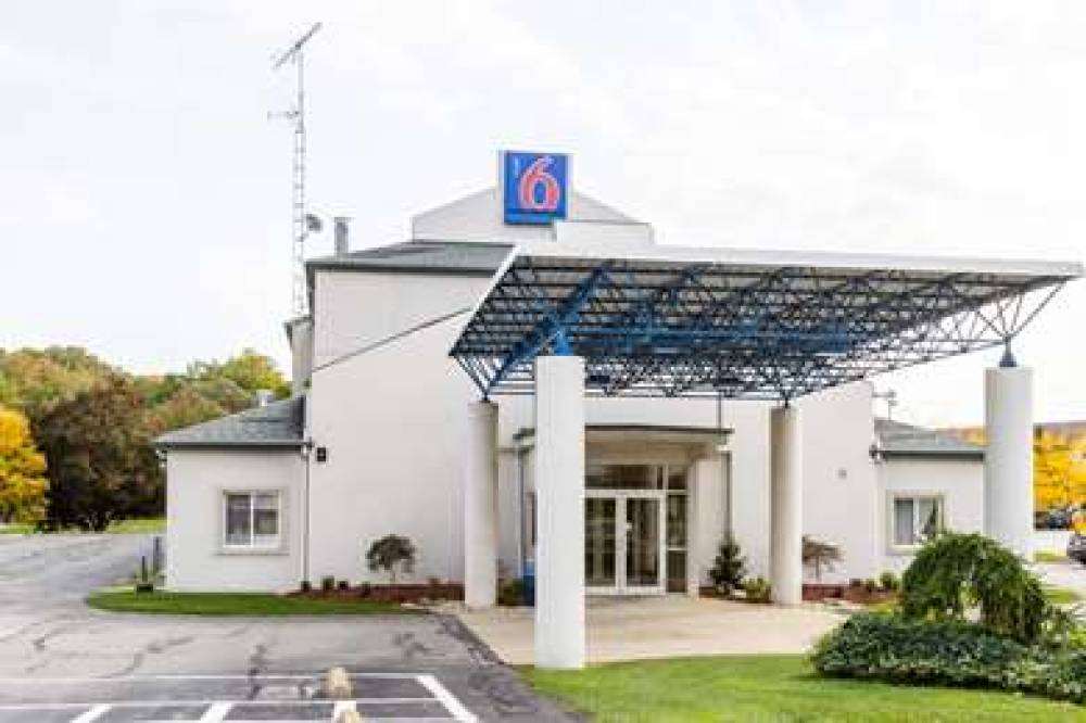 Motel 6 Sandusky - Milan 2