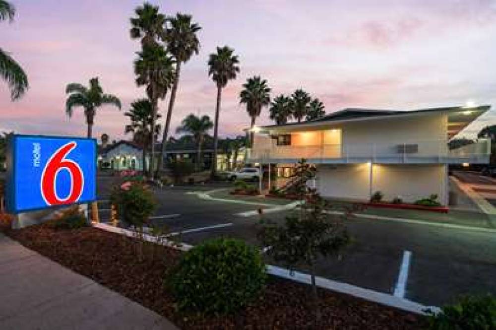 Motel 6 Santa Barbara- State Street 4