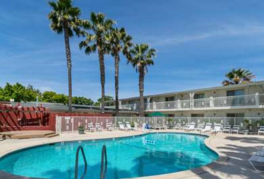 MOTEL 6 SANTA MARIA - SOUTH 4