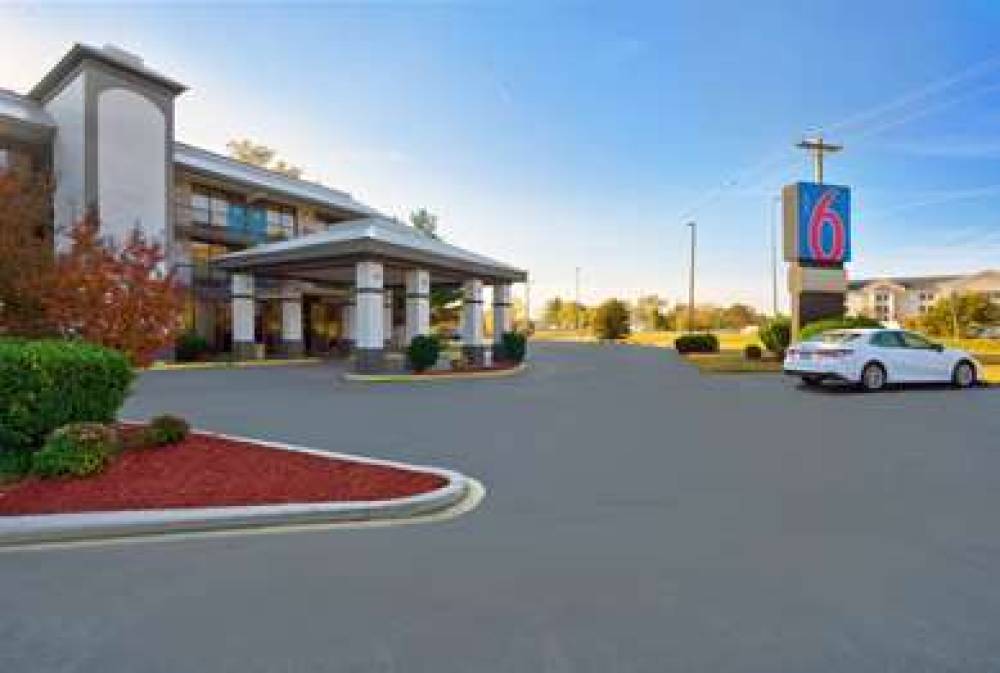 MOTEL 6 SEAFORD DE 3