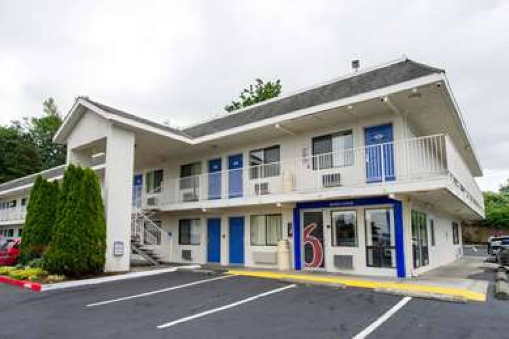 Motel 6 Seattle Airport 1