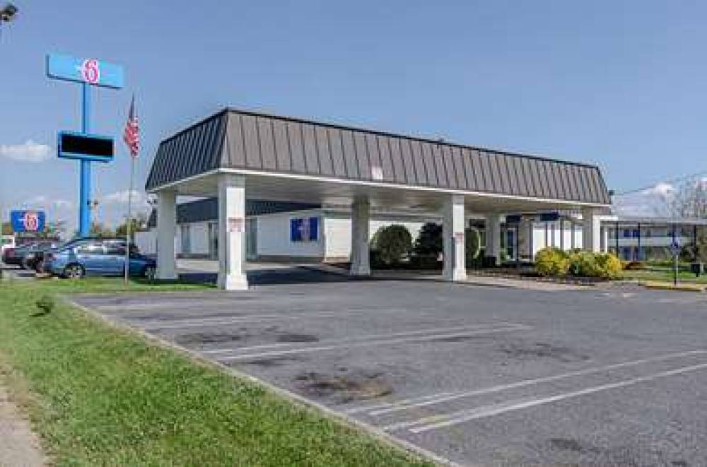 Motel 6 Staunton VA 1