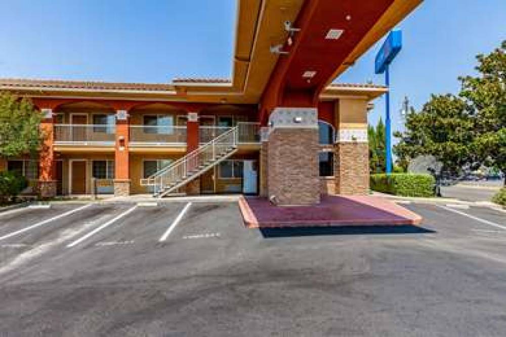 MOTEL 6 STOCKTON EAST CA 4