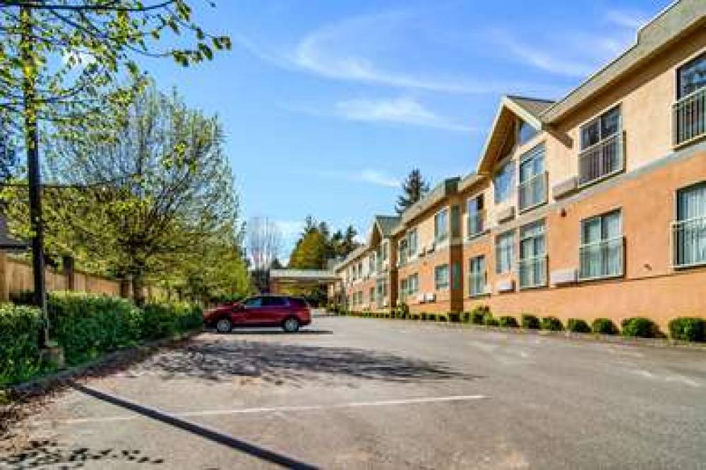 MOTEL 6 SURREY BC 9