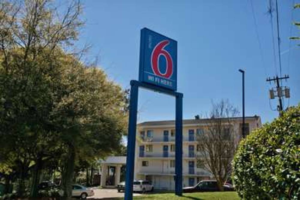 MOTEL 6 TALLAHASSEE 1