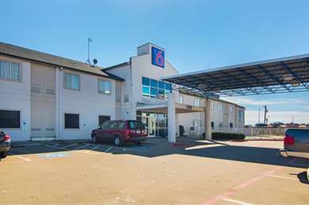 Motel 6 Terrell TX 3