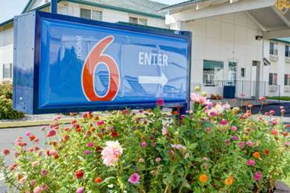 Motel 6 The Dalles 3