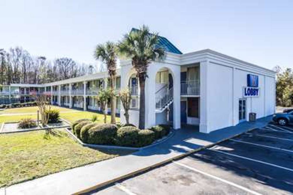 MOTEL 6 TOWNSEND GA 1