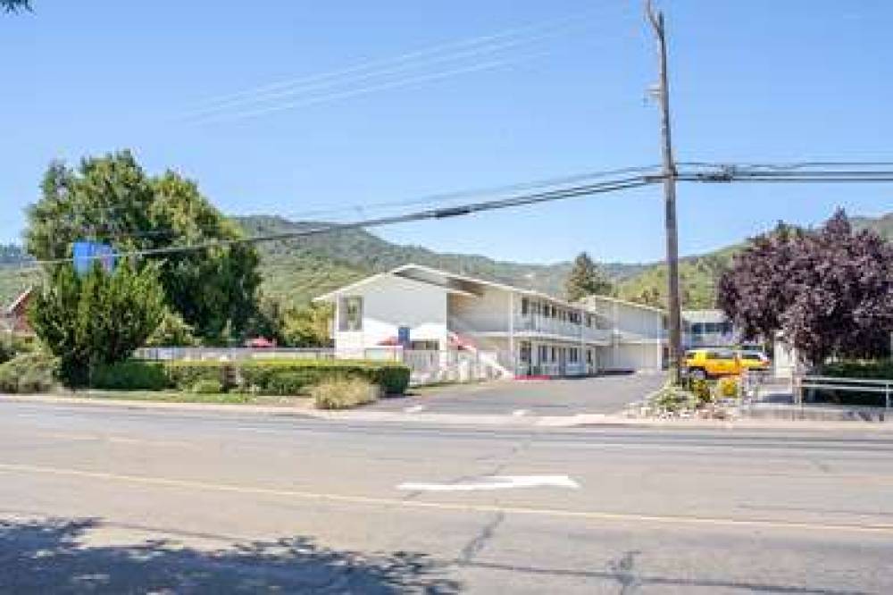 Motel 6 Ukiah 5