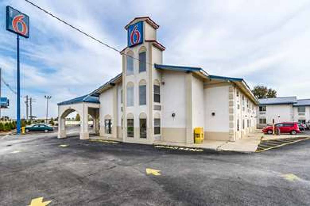 Motel 6 Urbana  IL 2