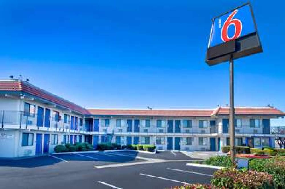 MOTEL 6 VALLEJOSIX FLAGS WEST 2