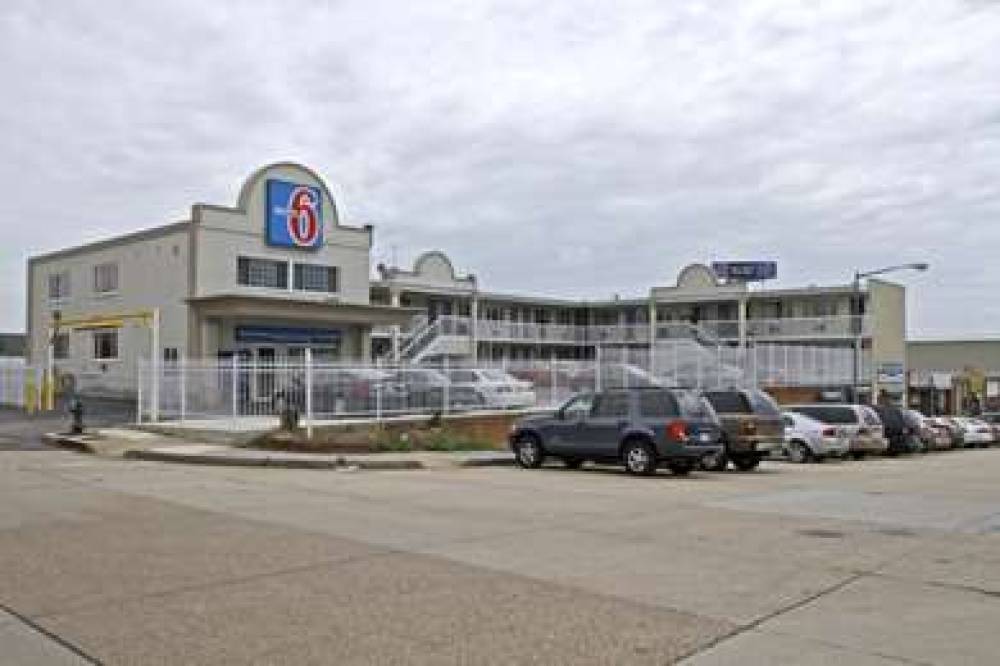 Motel 6 Washington DC - Convention Center 1