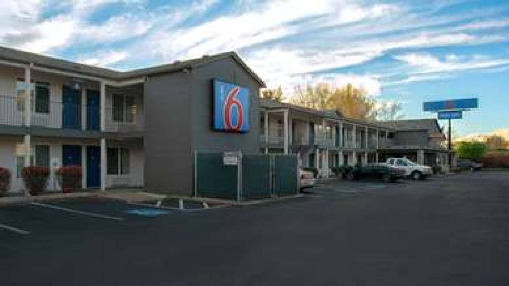 MOTEL 6 YAKIMA DOWNTOWN 1