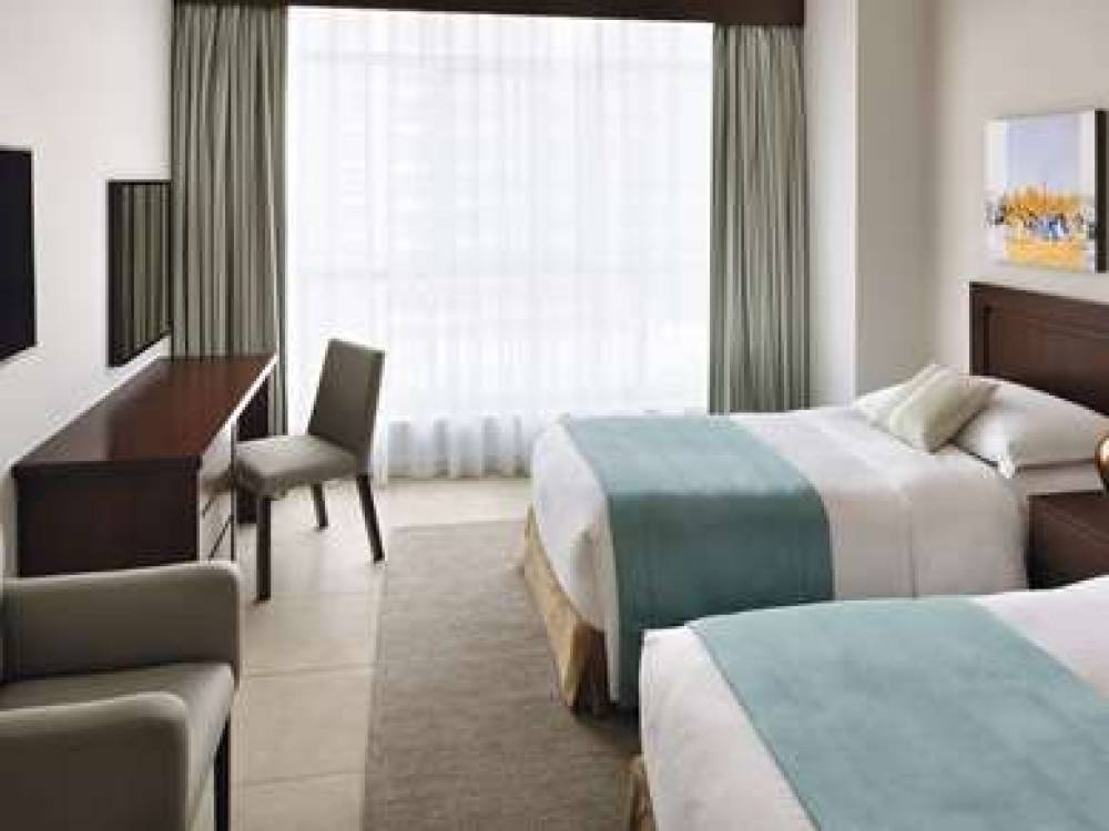 MOVENPICK HOTEL BUR DUBAI 10