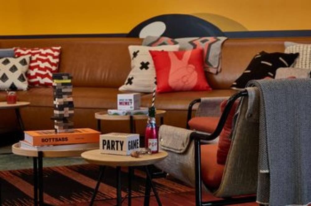 Moxy Atlanta Midtown 8