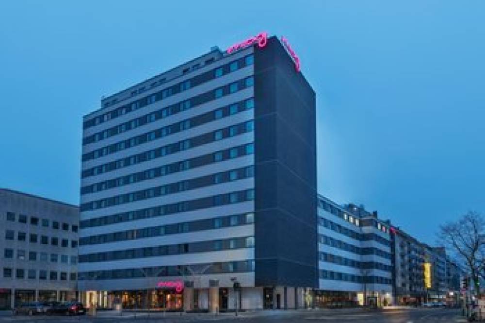 Moxy Duesseldorf City 1