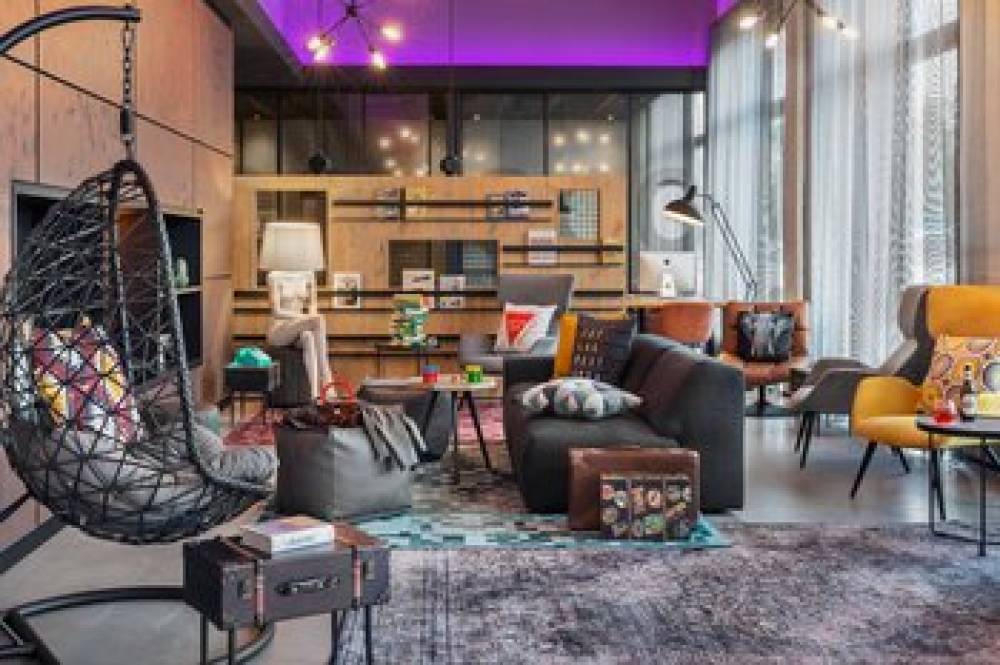 Moxy Frankfurt Airport Kelsterbach 7