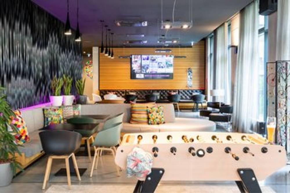 Moxy Frankfurt Airport 7