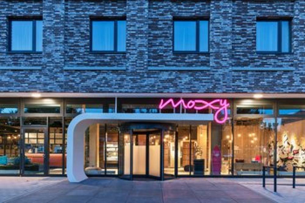 Moxy Hamburg City