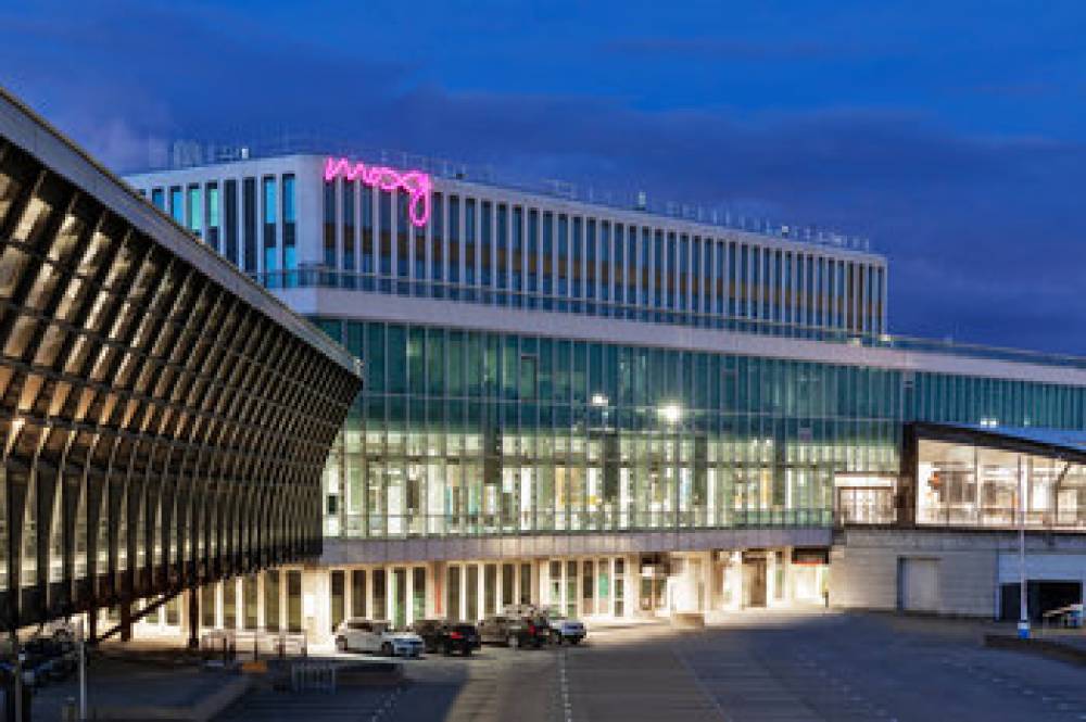 Moxy Lyon Airport 2