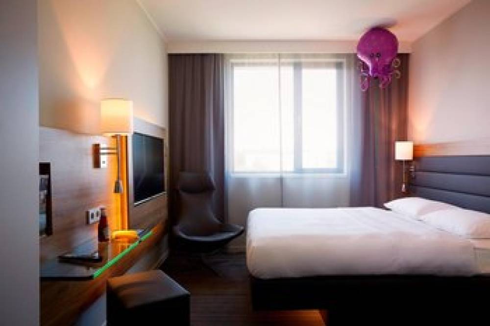 Moxy Munich Airport 10