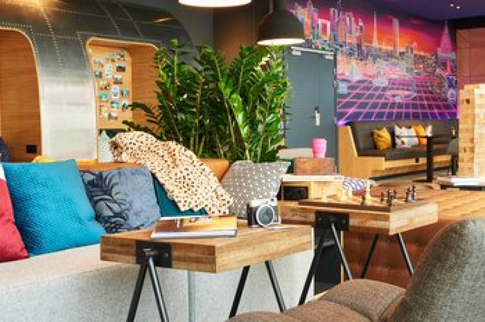 Moxy Paris Charles De Gaulle Airport 7