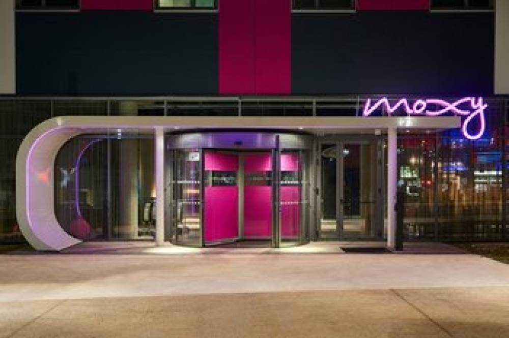 Moxy Paris Charles De Gaulle Airport