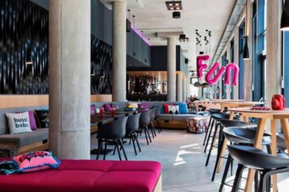 Moxy Vienna Airport 1