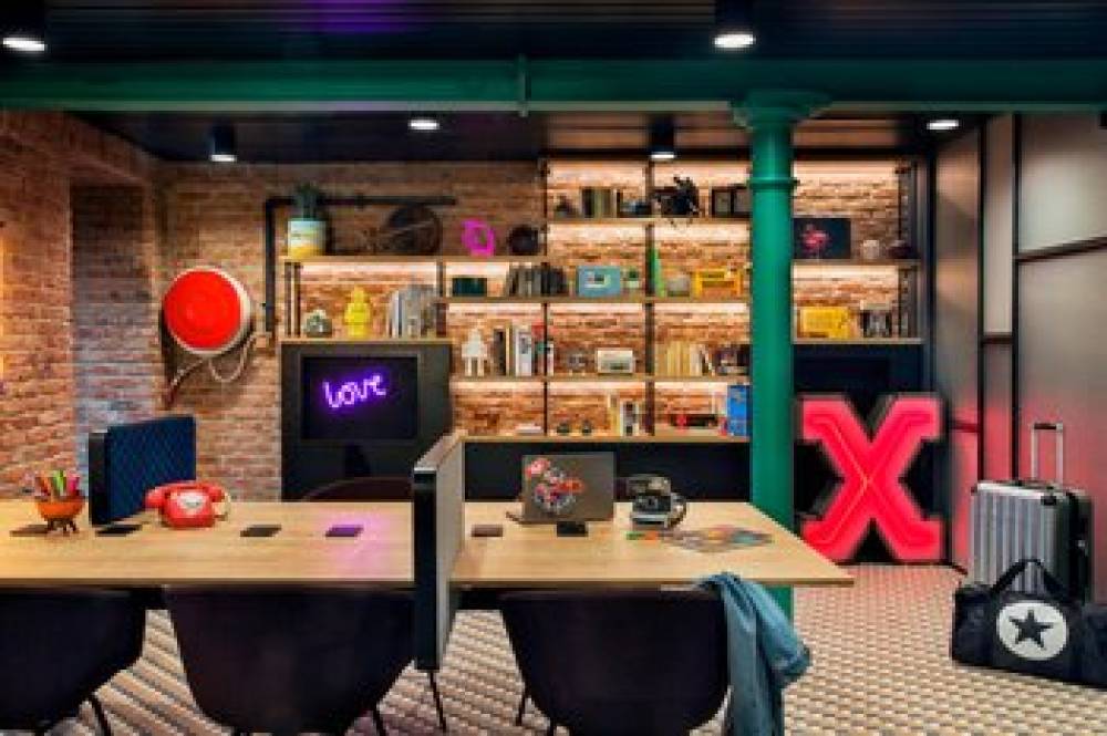 Moxy Warsaw Praga 7